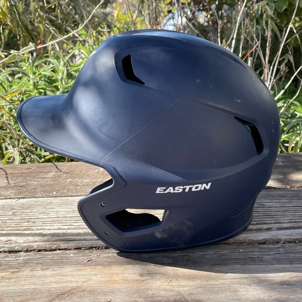 Mens Easton batting helmet